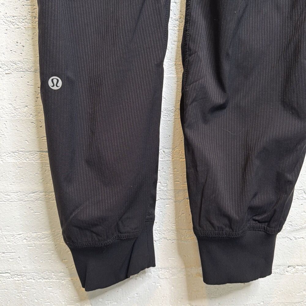 Lululemon Dance Studio Mid-Rise Jogger Black 8 Sportif Streetwear Balletcore EUC - Picture 5 of 6